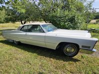 Cadillac De Ville