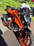 KTM 390 DUKE 2024
