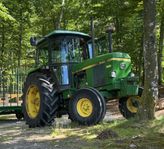 John Deere 3140