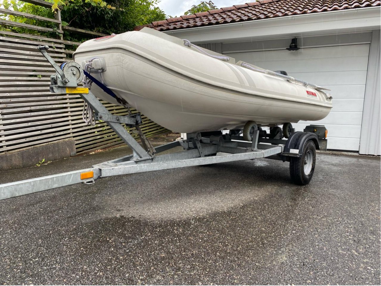 Suzumar 310 rib med 15 hk  Su...