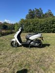 Peugeot Kisbee moped 2019