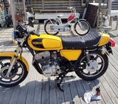 Yamaha xs750