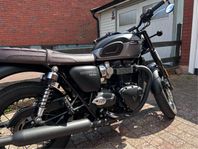 Triumph Bonneville T120 Black