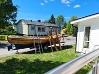 7 x2.5m snipa i trä till högstbjudande