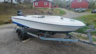 Motorbåt med nyrenoverad motor 50Hk