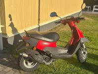 Peugeot Squad 50 cc endast 261 mil