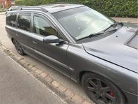 Volvo V70 2,4t 2004 ombyggd till A-traktor Nytt batteri!