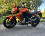 A-reggad kawasaki ER-6n med ABS