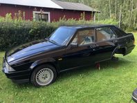 Alfa Romeo 75 1,8 turbo, bensintank sökes.
