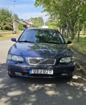 A- traktor Volvo v70 II 2.4 2004
