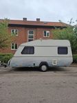 Fullt utrustad liten husvagn till salu