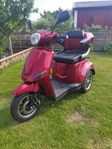 NY PERMOBIL  2025   En sportig och smidig elscooter 