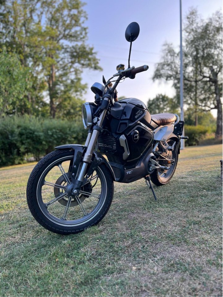 Super Soco TC Elmoped