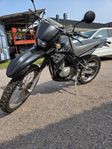 Yamaha xt125r