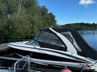 Regal 2550 Cuddy