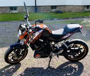 KTM Duke 125