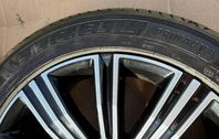 Volvo Original 18" 10-Multi Spoke Black Diamond Cut