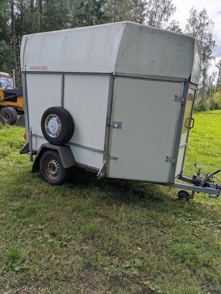 Hästtransport / kärra / släp