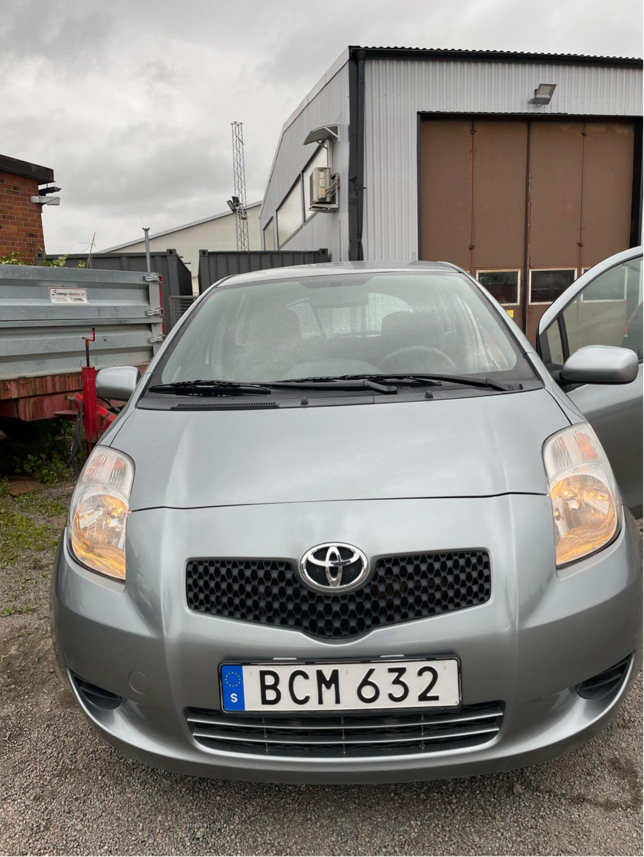 Toyota Yaris 5-door 1.0 VVT-i Manual, 69hp, 2006