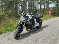 Honda CB1000R