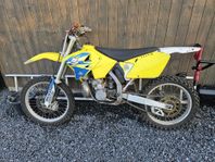 Suzuki 250 cc cross