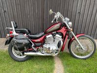 Suzuki VS800 Intruder i bra skick