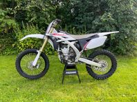 Yamaha YZ250F -12