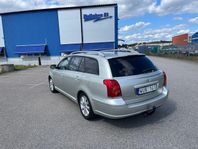 Toyota Avensis Automat Kombi 2.4 D-4 VVT-i