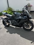 GSXR 750 k8