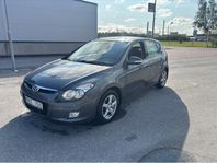 Hyundai i30 1.6 CRDi Nybesiktad