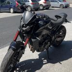 Yamaha MT-09-21 Black edition Akrapovic