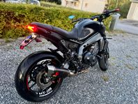 Yamaha MT-09-21 Black edition Akrapovic