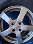 dubbdäck hankook med aluminium fälg Dezent6jx15