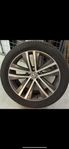 VW 245 45 R18 vinterdäck Nokian tyres
