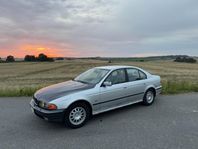 BMW 523 i Sedan Euro 2 automat