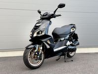Peugeot Speedfight 4 Black | Gold 310 mil årsmodell 2021