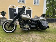 Yamaha XVS 1100, Bobber