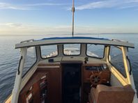 Öckerö snipa 24fot m/peke och badstäge säljs billigt. Yanmar