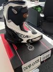 Alpinestars KTM mc-skinnjacka & Suezia racingstövlar.