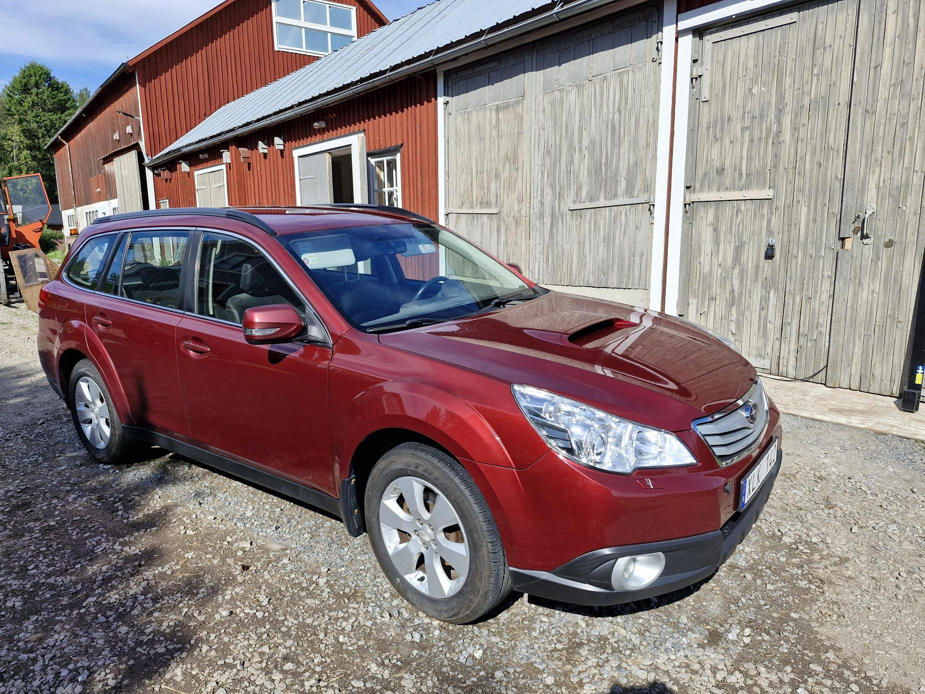 Subaru Outback 2.0 4WD Manual, 150hp, 2010