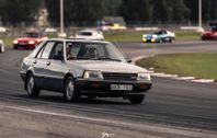Nissan Stanza 5-dörrars Halvkombi 1.8
