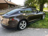 Tesla Model S 85 2014 gratis laddning