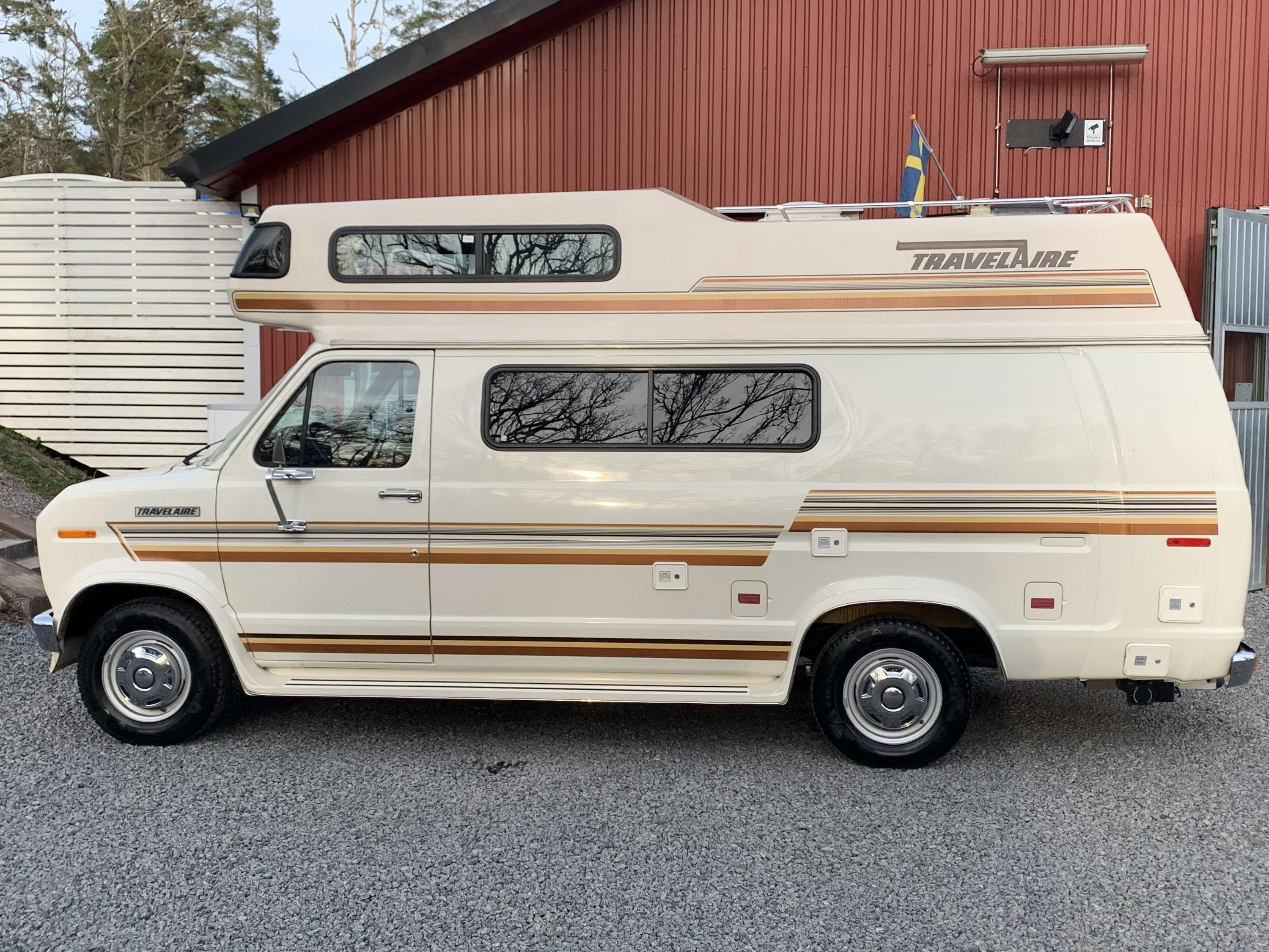Ford Econoline E-250 Conversion Van 5.8 V8 EFI SelectShift, 213hp, 1989