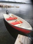 Perssonbåt 425 med Suzuki 6 hk.