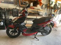 Kymco super 8