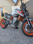 KTM DUKE 890R