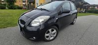 Toyota Yaris 5-dörrar NYBESIKTIGAD