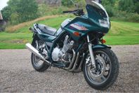 Yamaha XJ900S 