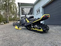 Lynx Boondocker 850 3700 RE 2020