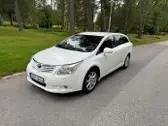 Toyota Avensis Kombi 1.8 Valvematic Multidrive S Executive E
